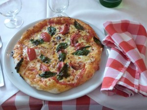 Here is the pizza I made - so yummy!