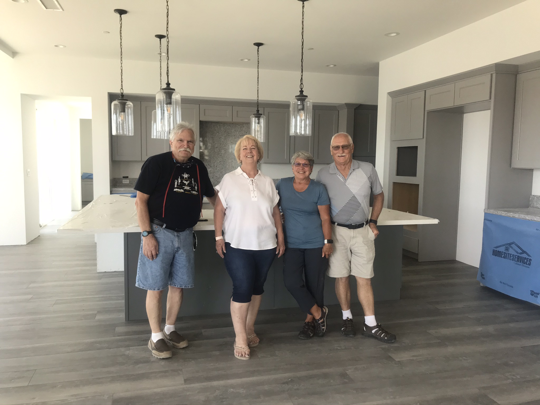 F54A35CF-9896-4E28-94D2-67E6DDAF5C1B